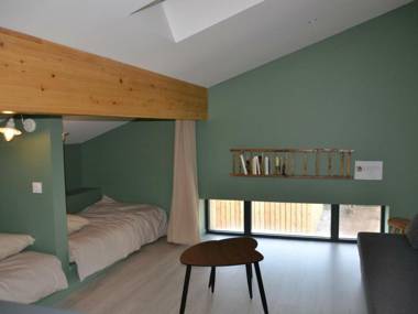 Gîte Chazelles-sur-Lyon 5 pièces 9 personnes - FR-1-496-203