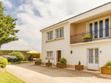 Gîte Saint-Hilaire-de-Chaléons 4 pièces 6 personnes - FR-1-306-1022