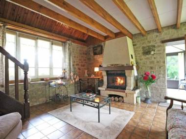 Gîte Sainte-Croix-sur-Orne 2 pièces 4 personnes - FR-1-497-73