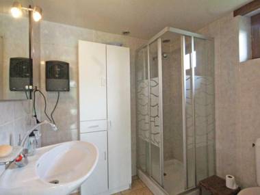 Gîte Sainte-Croix-sur-Orne 2 pièces 4 personnes - FR-1-497-73