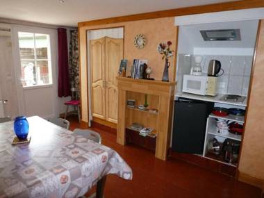 Gîte Fiefs 3 pièces 4 personnes - FR-1-376-47