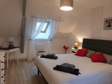 Gîte Vallon-sur-Gée 6 pièces 10 personnes - FR-1-410-212