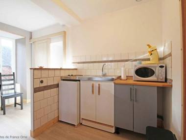 Appartement Ségrie-Fontaine 2 pièces 2 personnes - FR-1-497-93