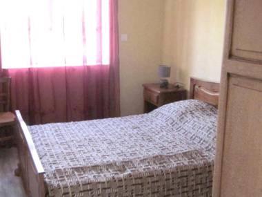 Maison de 3 chambres avec terrasse amenagee et wifi a They Sous Montfort a 5 km de la plage