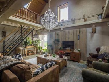 Archaic Holiday Home in Buxières-les-Mines with private Swimming Pool