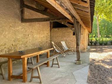 Gîte Ainay-le-Vieil 3 pièces 6 personnes - FR-1-586-7