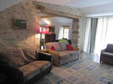 Gîte Louroux-de-Bouble 4 pièces 6 personnes - FR-1-489-5