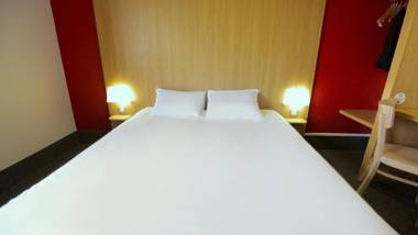 B&B HOTEL Paris Porte de Châtillon