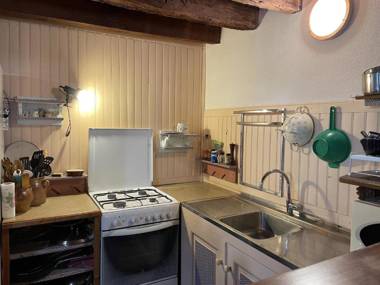 Gîte Noyant-d'Allier 4 pièces 9 personnes - FR-1-489-225