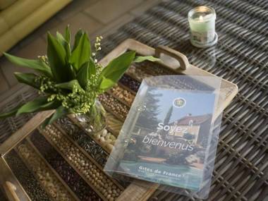 Gîte Jenzat 3 pièces 5 personnes - FR-1-489-260