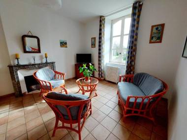 Villa Saint-Pierre-sur-Erve 4 pièces 8 personnes - FR-1-600-160