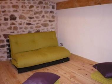 Gîte Saint-Romain-d'Urfé 3 pièces 4 personnes - FR-1-496-189