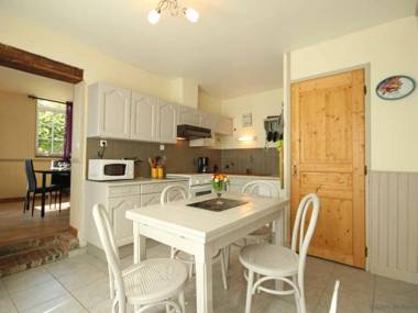 Gîte Saint-Pierre-la-Rivière 4 pièces 5 personnes - FR-1-497-5