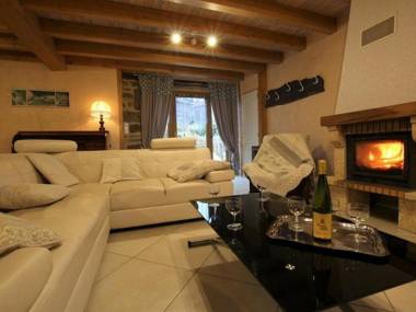 Gîte Saint-Julien-des-Chazes 5 pièces 9 personnes - FR-1-582-17