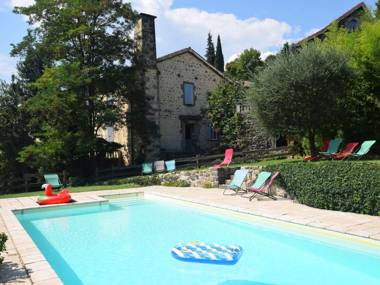 Exotic Holiday Home in Ardèche with Swimming Pool