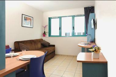 Séjours & Affaires Serris Rive Gauche