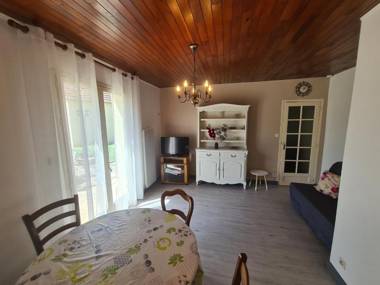 Villa Baraize 3 pièces 4 personnes - FR-1-591-319