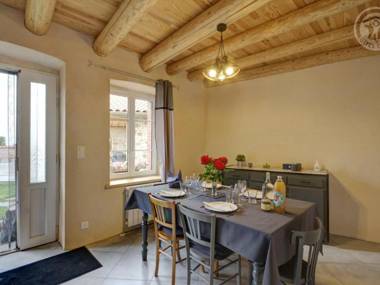 Gîte Saint-Hilaire-Cusson-la-Valmitte 4 pièces 6 personnes - FR-1-496-206