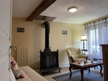 Gîte Arfeuilles 4 pièces 5 personnes - FR-1-489-52