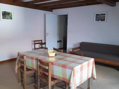 Appartement Arfeuilles 2 pièces 4 personnes - FR-1-489-158