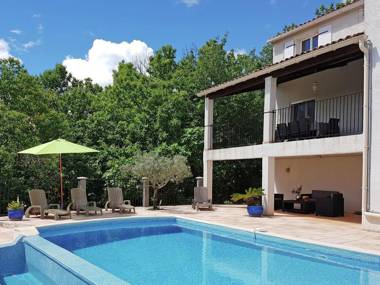 Beautiful holiday home in Courry with private pool