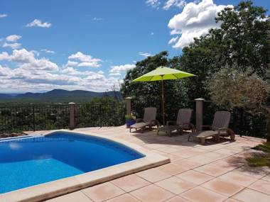 Beautiful holiday home in Courry with private pool