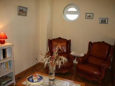 Gîte Saint-Ouen-lès-Parey 3 pièces 4 personnes - FR-1-589-163