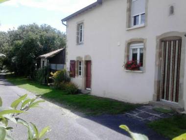 Gîte Saint-Ouen-lès-Parey 3 pièces 4 personnes - FR-1-589-163