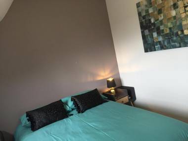 L'ESCALE FONTAINE SIMON