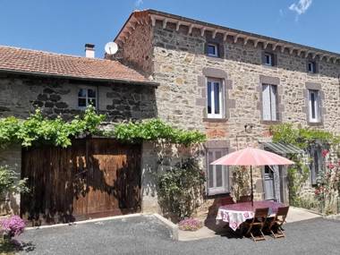 Gîte Saint-Just-prés-Brioude 5 pièces 7 personnes - FR-1-582-314
