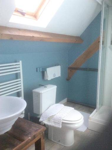 Maison de 2 chambres avec jardin clos et wifi a Sainte Colombe