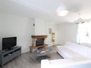 Gîte Chemillé-en-Anjou-Chemillé-Melay 4 pièces 6 personnes - FR-1-622-8