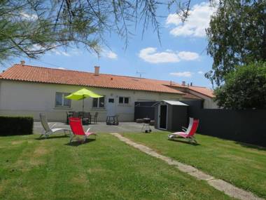Gîte Chemillé-en-Anjou-Chemillé-Melay 4 pièces 6 personnes - FR-1-622-11