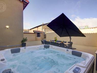 Gîte Montchal 6 pièces 12 personnes - FR-1-496-234