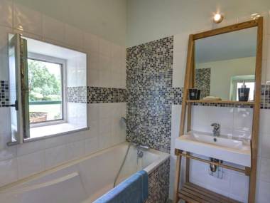 Gîte Luré  7 pièces 15 personnes - FR-1-496-109