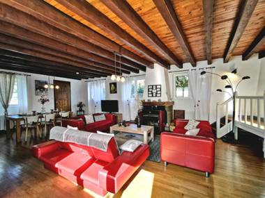 Gîte Saint-Vidal 4 pièces 6 personnes - FR-1-582-308