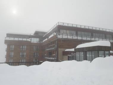 Gudauri Hotel Loft Apartment 323