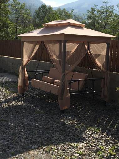 Konstantine's Chalet