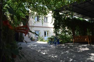 Crossway Tbilisi Hotel