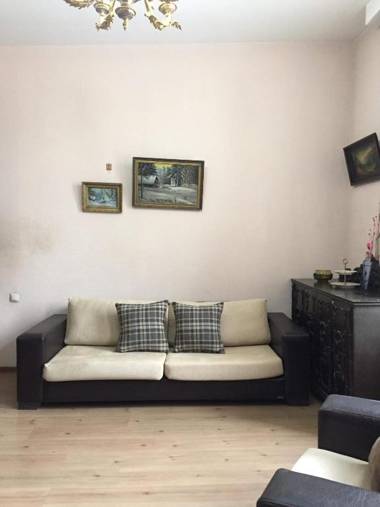 Tbilisi Central street cosy apartments