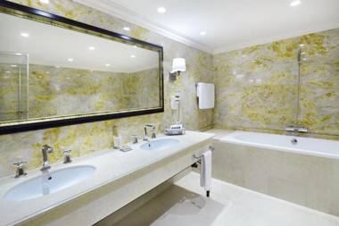 Ambassadori Tbilisi Hotel