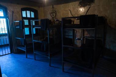 ALCATRAZ JAIL-HOSTEL