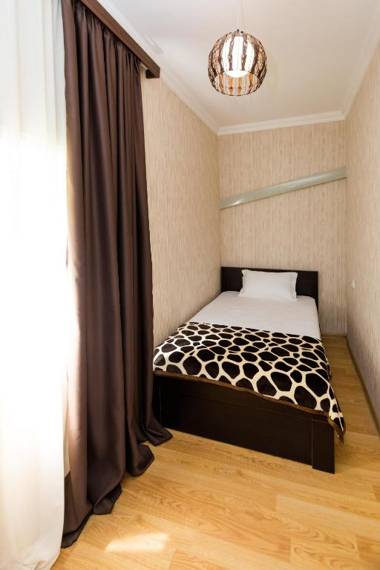 Apartment in Cozy Little Yard