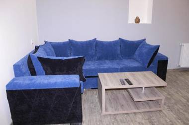 Cozy Apartment In Real Heart Of Old Tbilisi