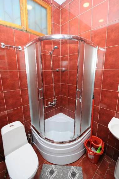 Elegant Modern Apartment