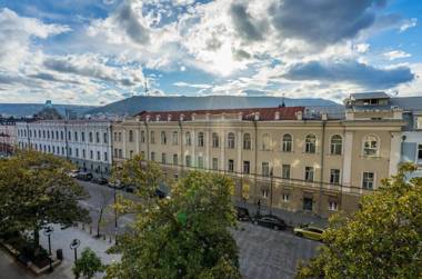 Luxury Apartments on Central Avenue