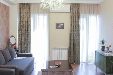 SALOUNIQUE Lux Apartment