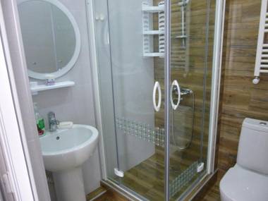 Old City LG Apartment