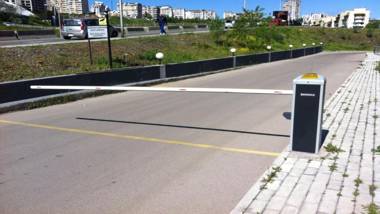 Tbilisi Apartment Tennis court