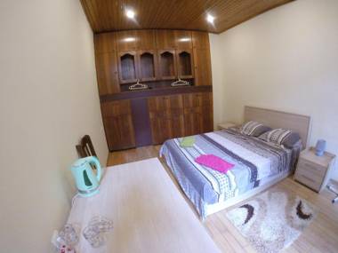 "Green way" Guest house